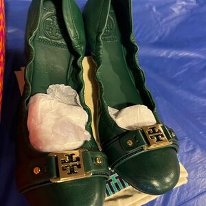 Tory Burch Ballerina BNeW Sz 39